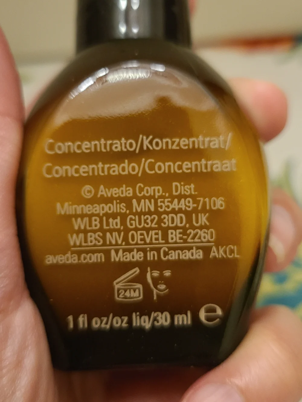AVEDA tulasāra Bright Serum